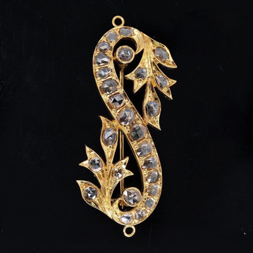 Vintage 18ky gold brooch with rose cut diamonds