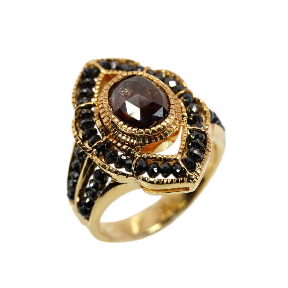 Brown rose cut diamond with black beads 18ky gold ring