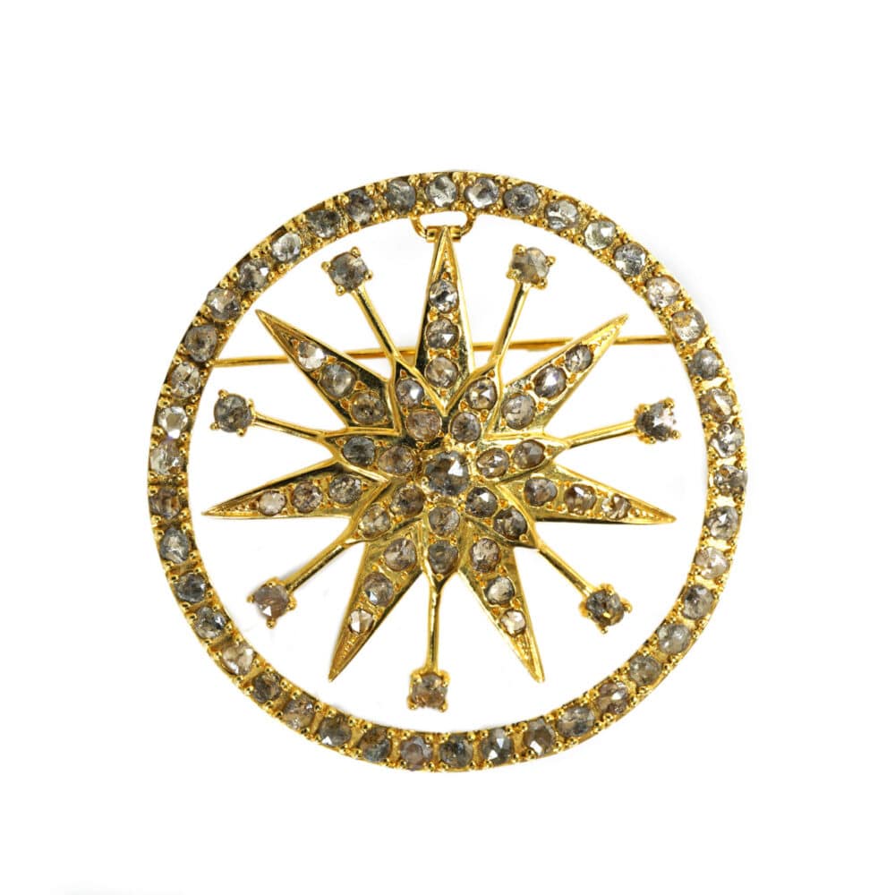 Peranakan 9k yellow gold brooch with diamonds